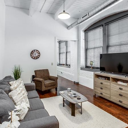 Ferienwohnung Ny Style Centric Loft With King Bed By Park Ave Rochester Exterior foto