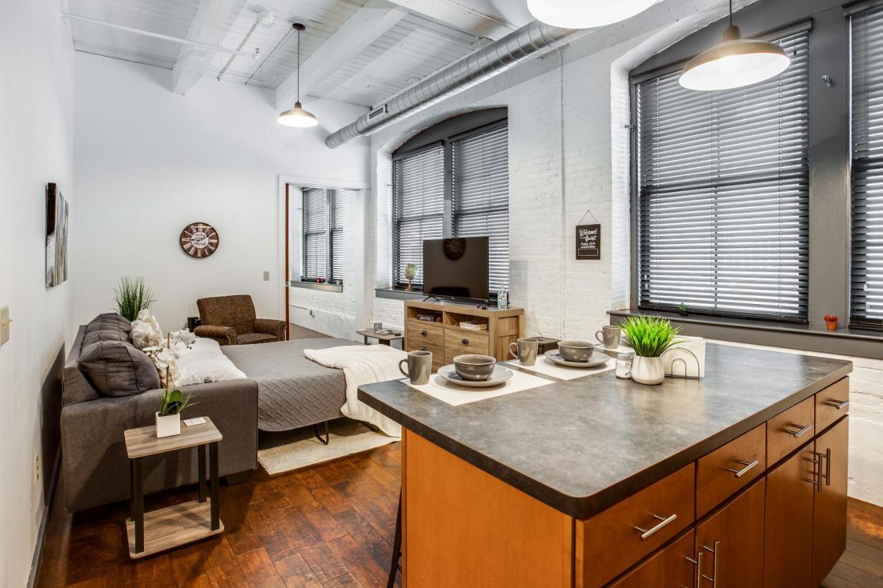 Ferienwohnung Ny Style Centric Loft With King Bed By Park Ave Rochester Exterior foto